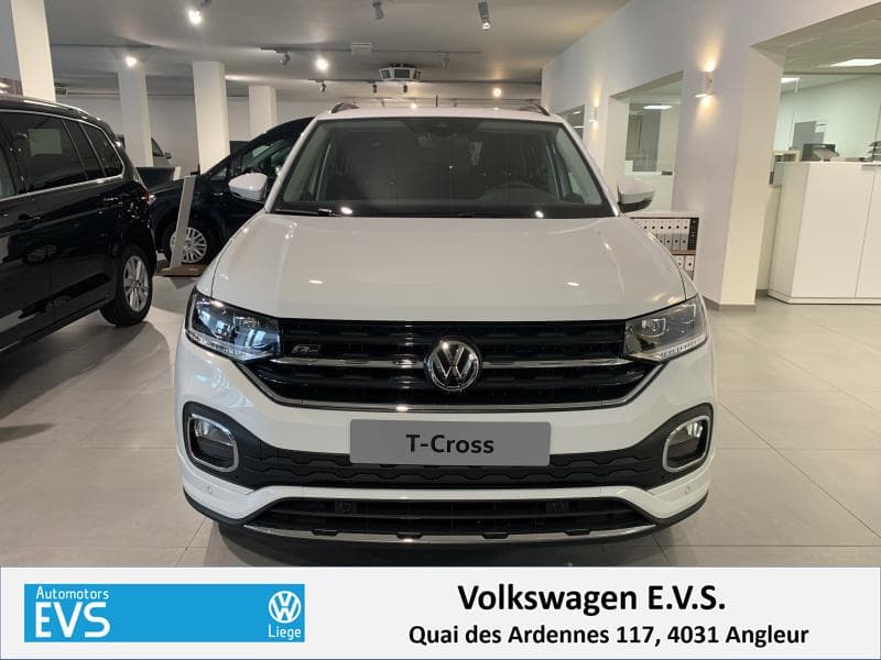 Volkswagen T-Cross Life R-Line - 2