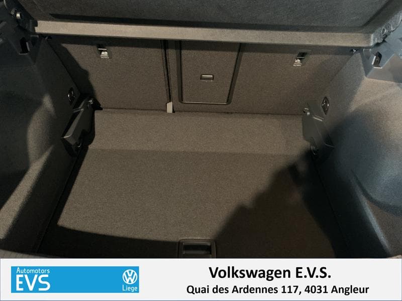 Volkswagen T-Roc Sport - 23