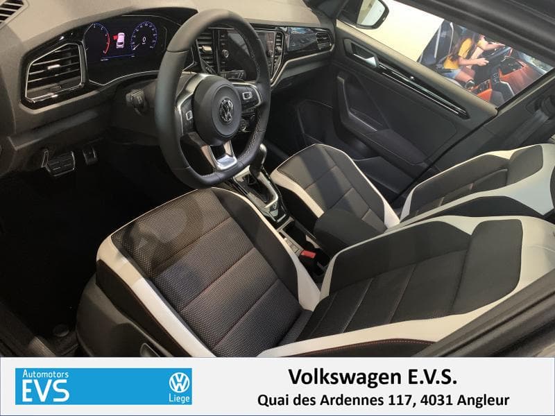 Volkswagen T-Roc Sport - 8