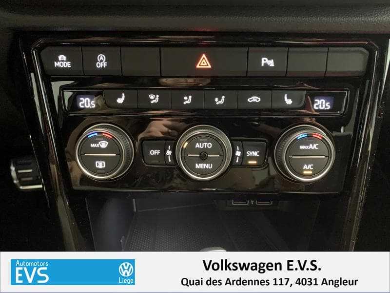 Volkswagen T-Roc Sport - 16