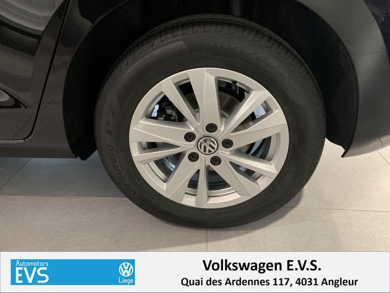 Volkswagen Touran Highline - 27