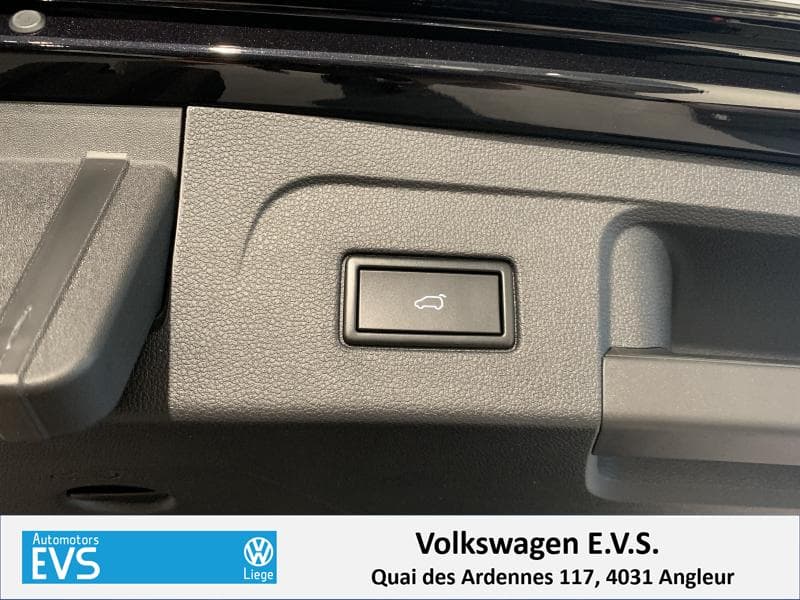 Volkswagen Touran Highline - 26