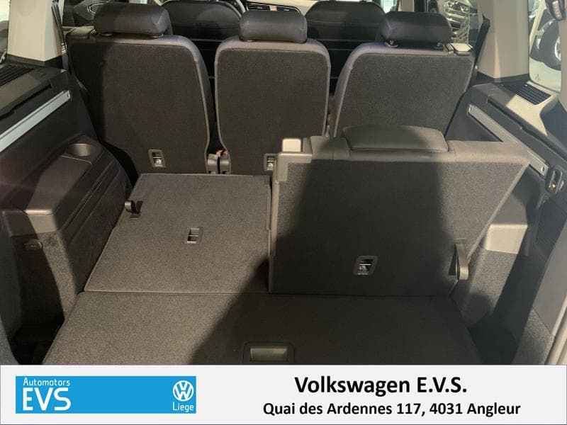 Volkswagen Touran Highline - 25