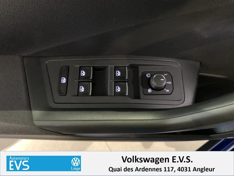 Volkswagen T-Roc Style - 18