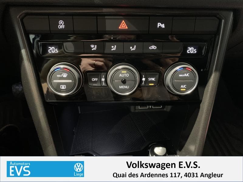Volkswagen T-Roc Style - 13