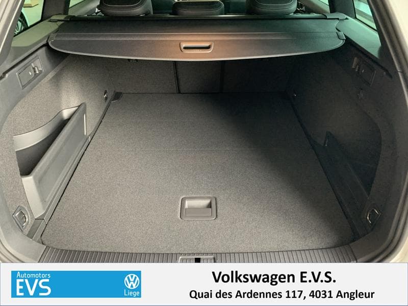 Volkswagen Passat Variant GTE - 23