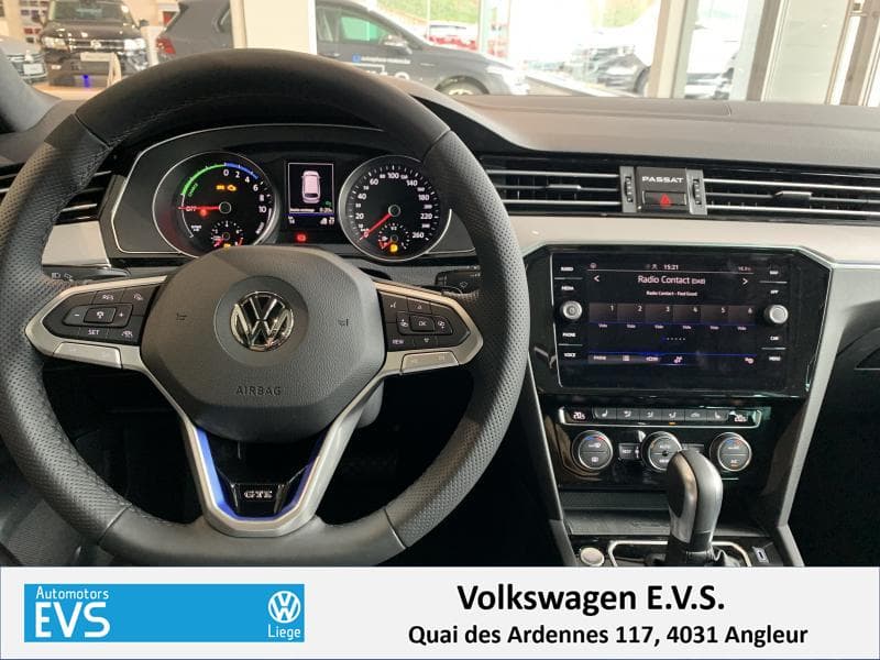 Volkswagen Passat Variant GTE - 8