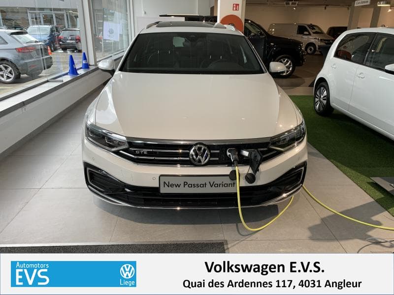 Volkswagen Passat Variant GTE - 2