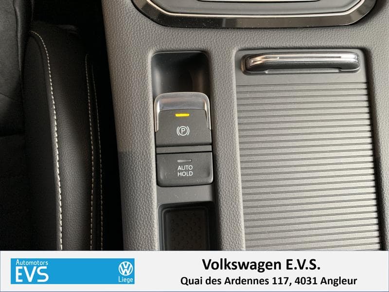 Volkswagen Passat Variant GTE - 16