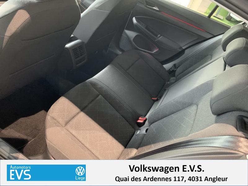 Volkswagen Golf Life 1st Edition - 23