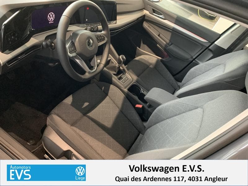 Volkswagen Golf Life 1st Edition - 8