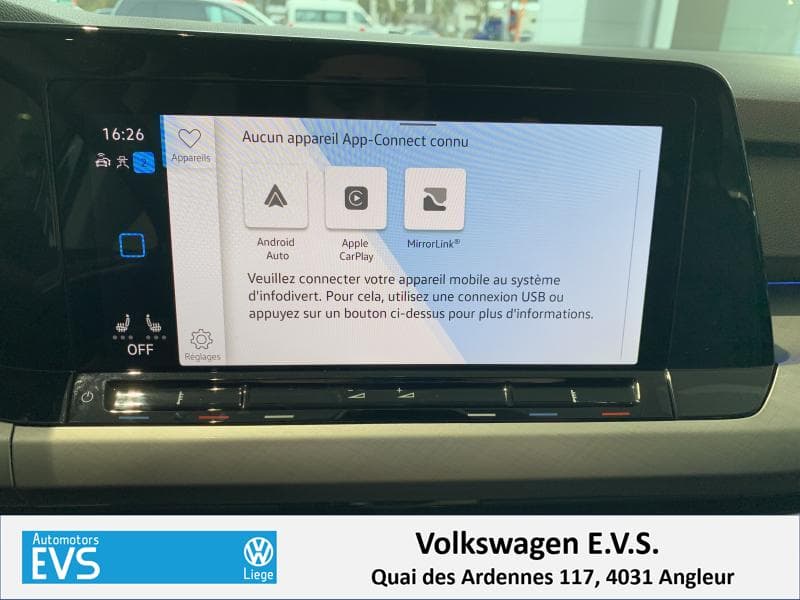 Volkswagen Golf Life 1st Edition - 14