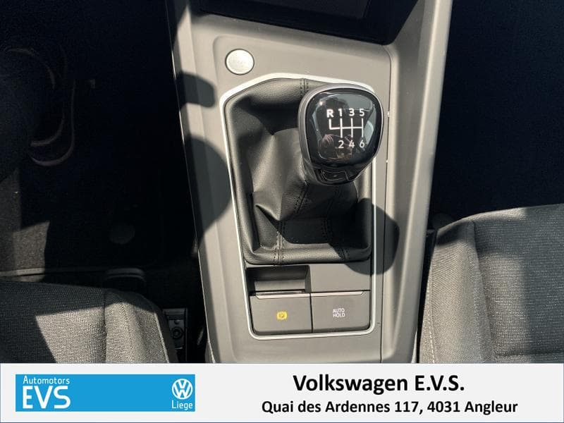 Volkswagen Golf Life 1st Edition - 18