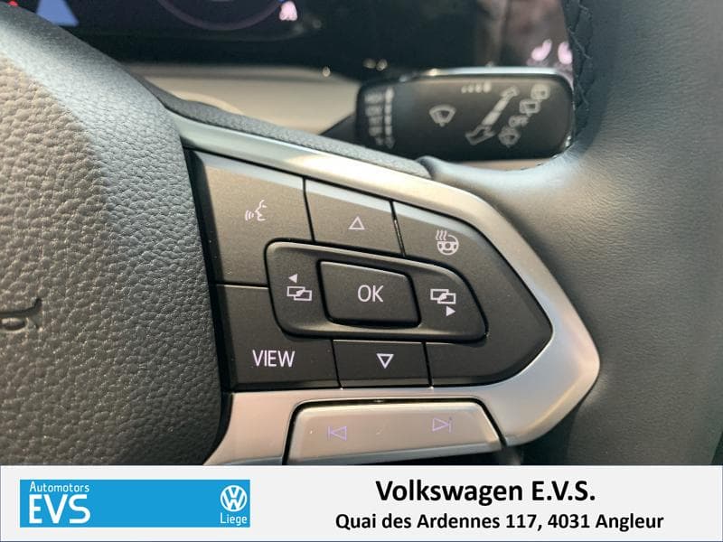 Volkswagen Golf Life 1st Edition - 20