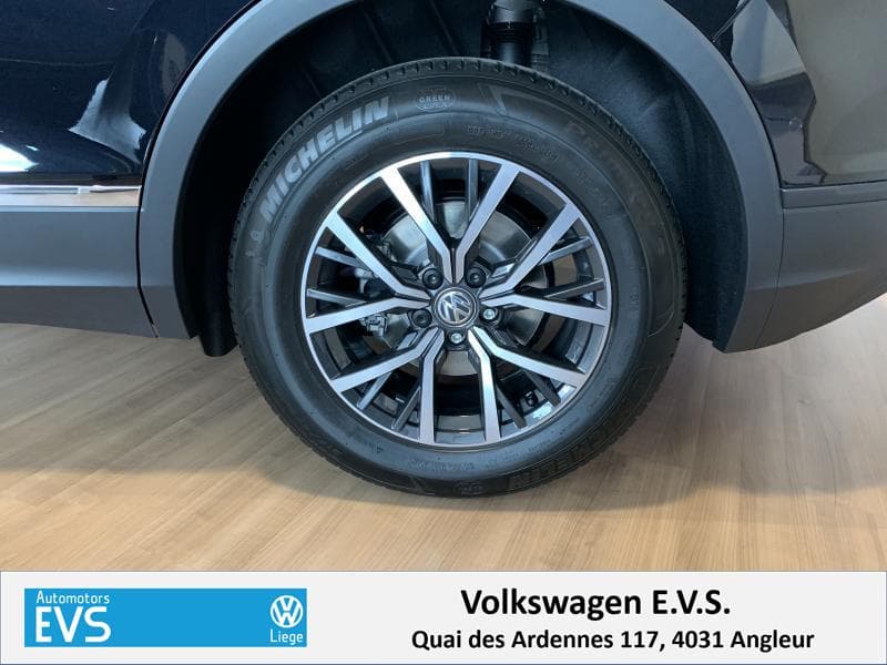 Volkswagen Tiguan Comfortline - 23