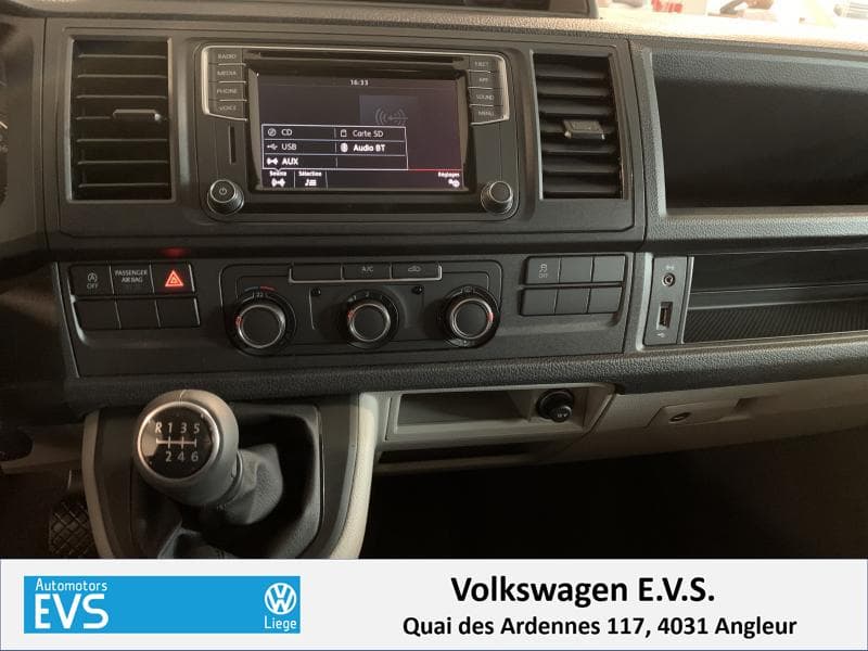 Volkswagen Transporter T6 Fourgon - 18