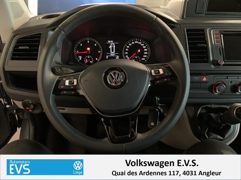 Volkswagen Transporter T6 Fourgon - 10