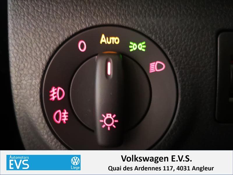 Volkswagen Caddy Dark & Cool - 15