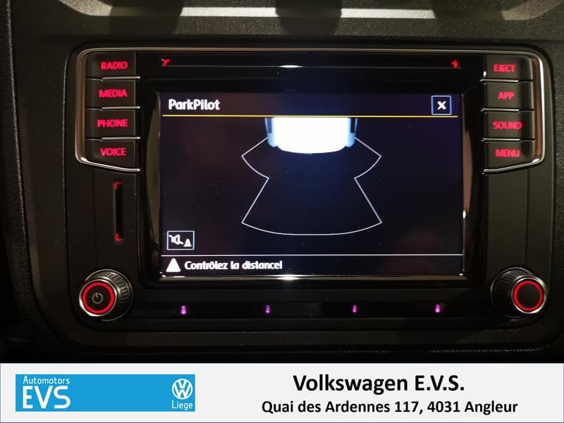 Volkswagen Caddy Dark & Cool - 12