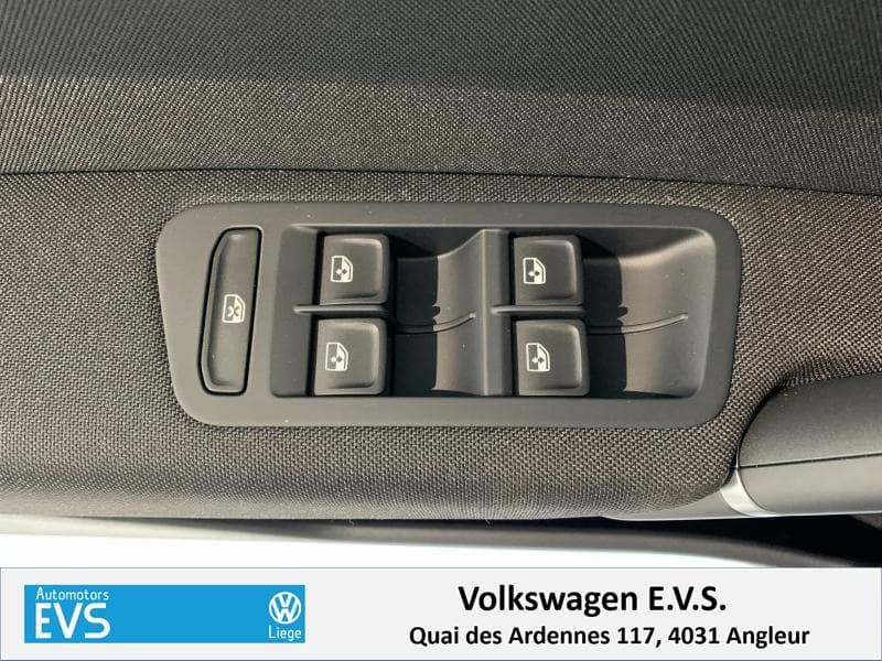 Volkswagen Golf Sportsvan Sportsvan Comfortline - 19