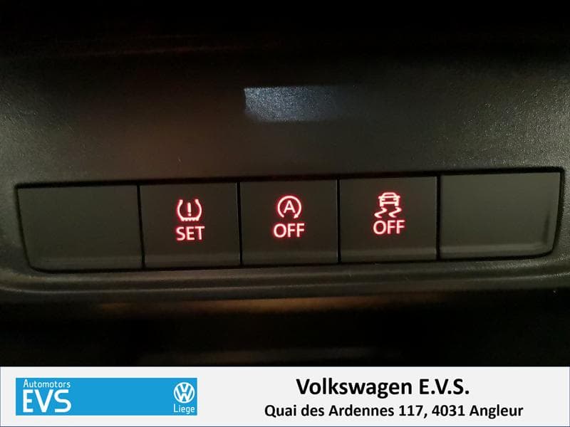 Volkswagen Caddy Fourgon - 21