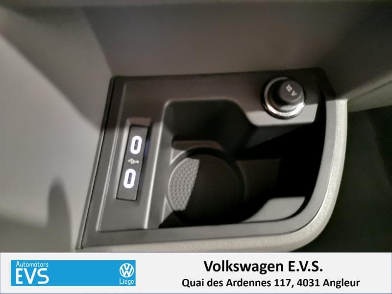 Volkswagen Transporter T6.1 - 24