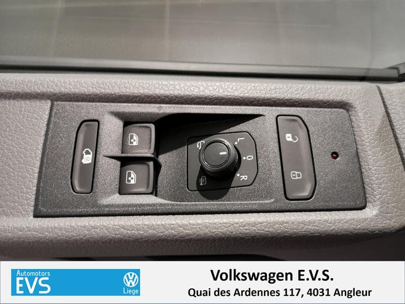 Volkswagen Transporter T6.1 - 13
