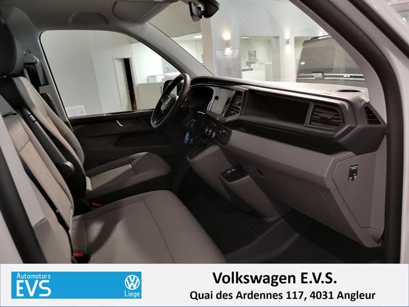 Volkswagen Transporter T6.1 - 11