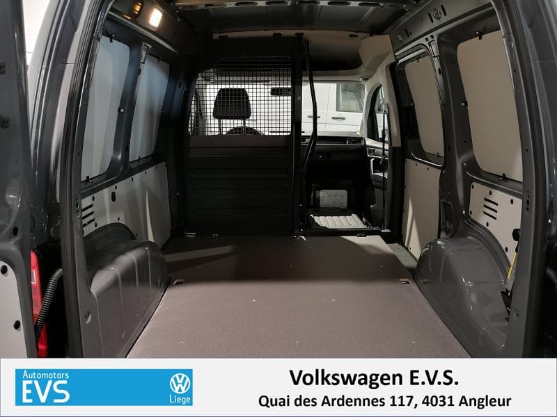 Volkswagen Caddy Fourgon - 7