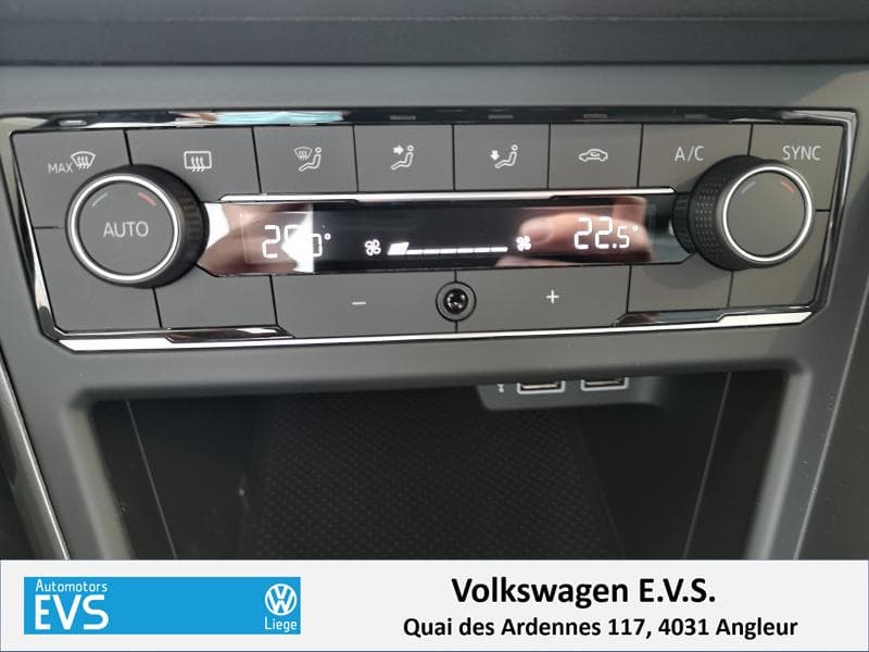 Volkswagen Polo VI Comfortline - 24