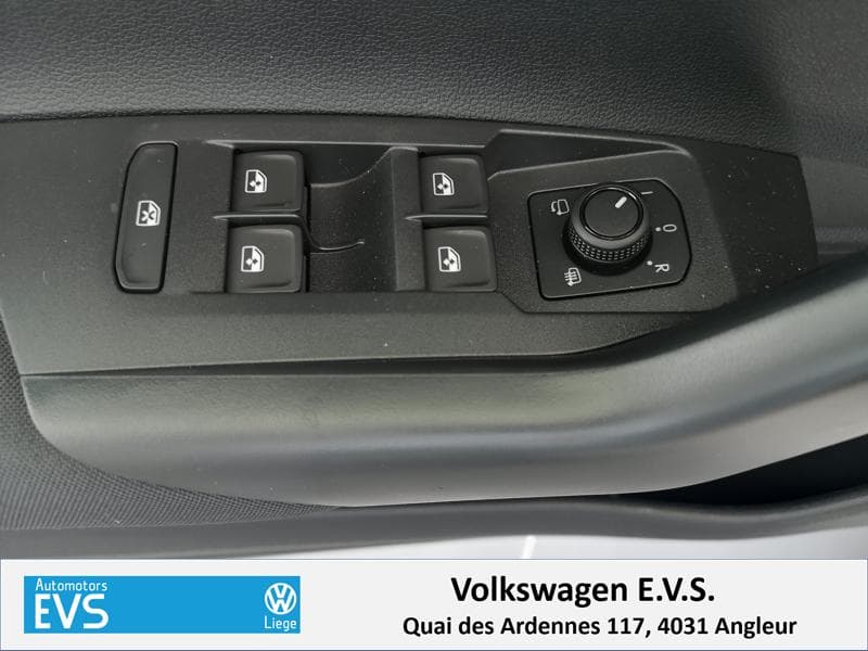 Volkswagen Polo VI Comfortline - 12