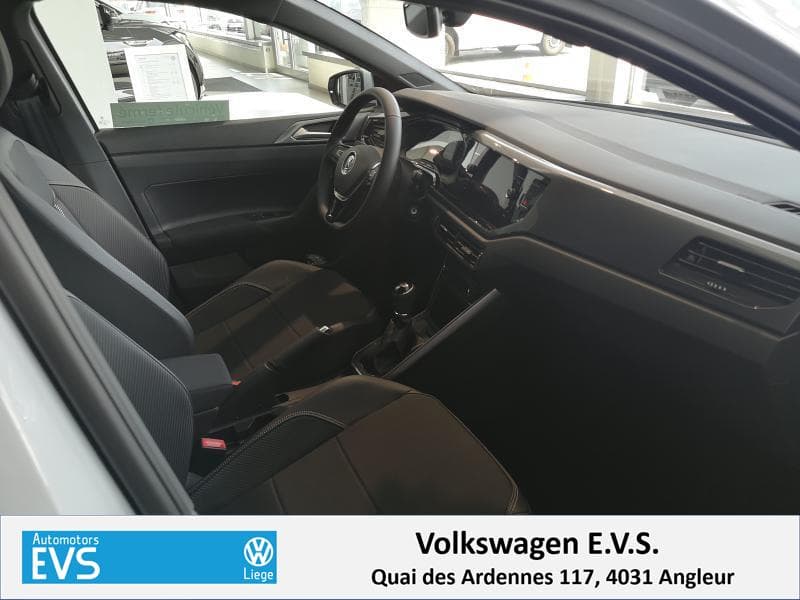 Volkswagen Polo VI Comfortline - 8