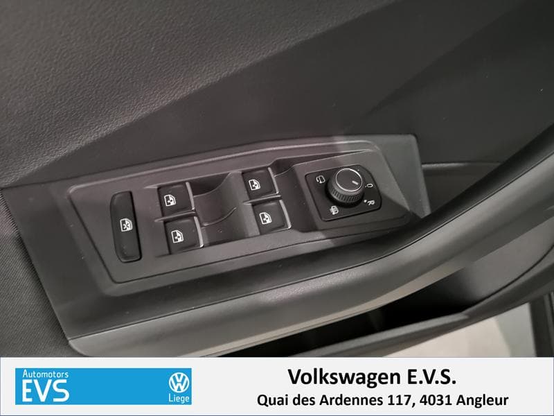 Volkswagen T-Roc Style - 14