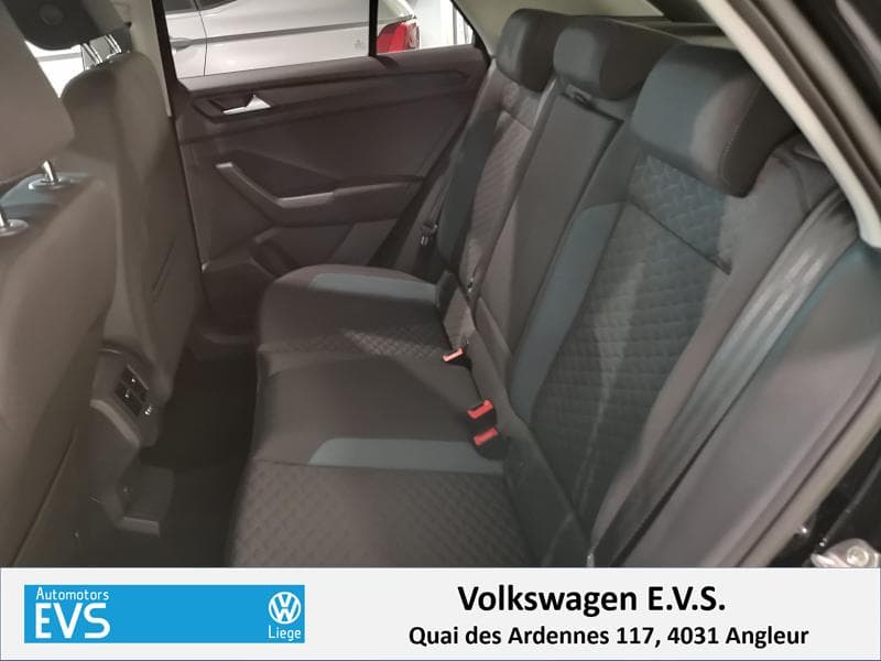 Volkswagen T-Roc Style - 12
