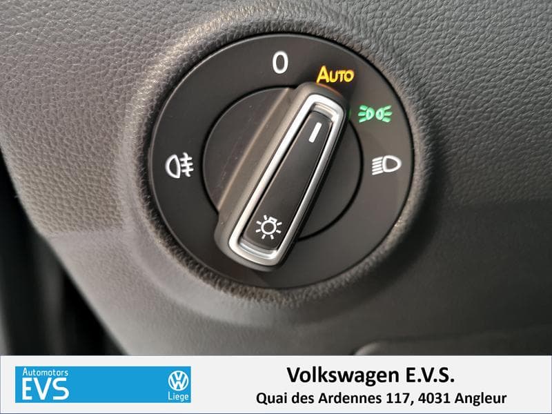 Volkswagen T-Roc Style - 15
