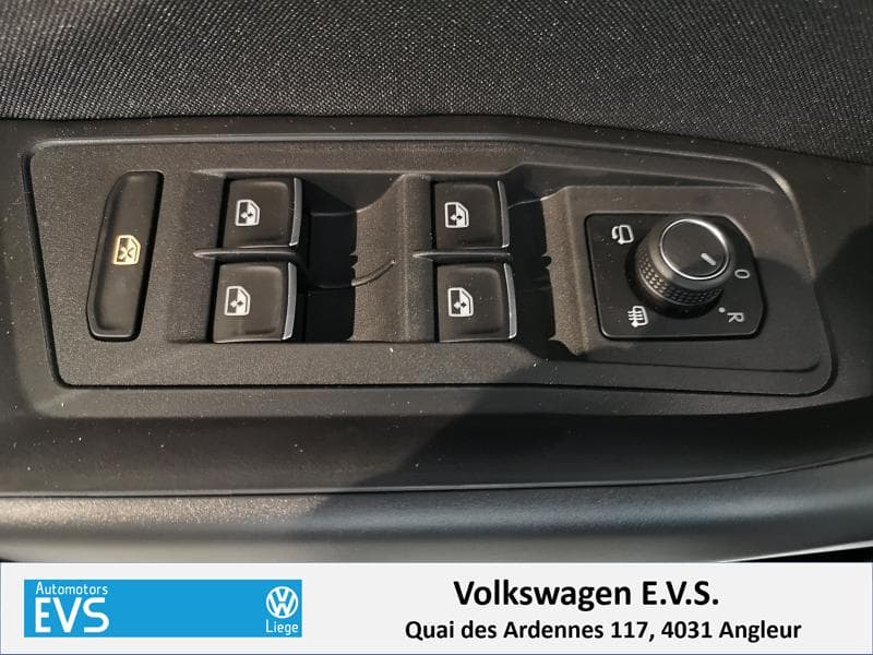 Volkswagen T-Roc Style - 12