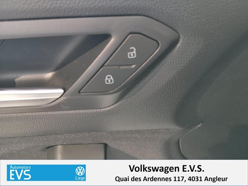 Volkswagen T-Roc Style - 13
