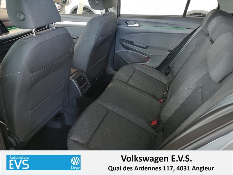Volkswagen Golf Life - 9
