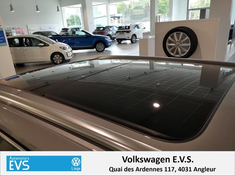 Volkswagen Passat Variant Elegance - 14