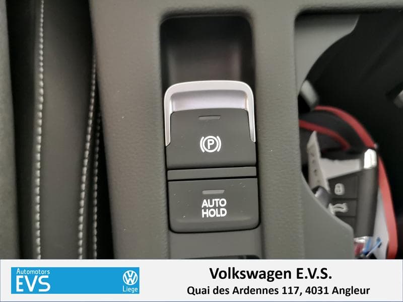 Volkswagen Passat Variant Elegance - 30