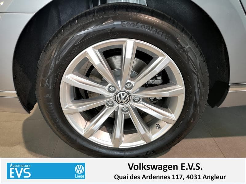 Volkswagen Passat Variant Elegance - 35