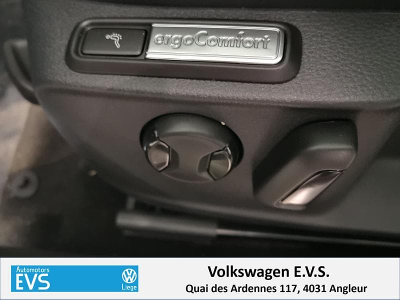 Volkswagen Passat Variant Elegance - 12