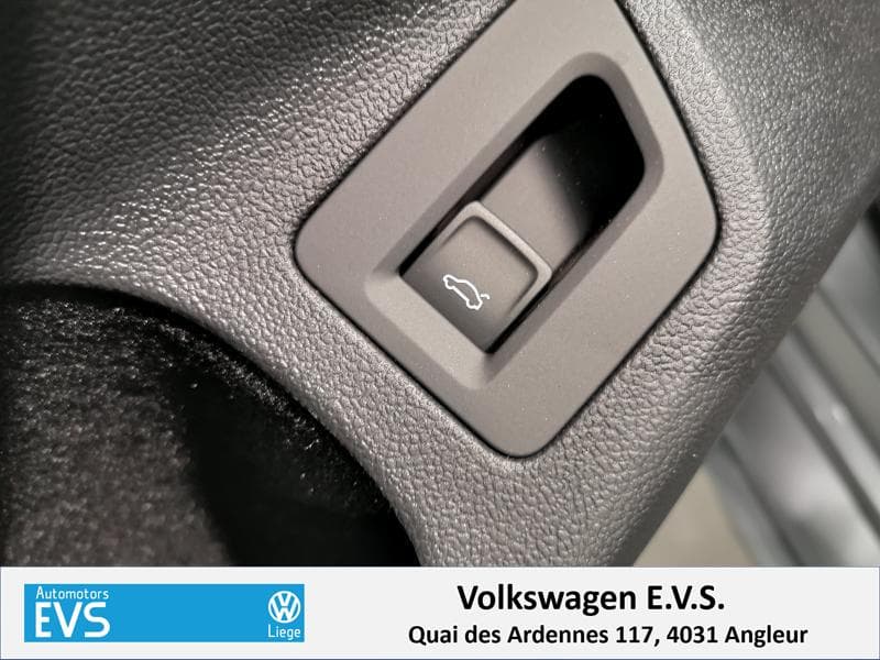 Volkswagen Passat Variant Elegance - 15