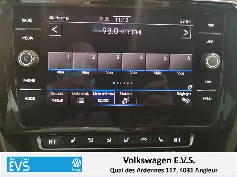 Volkswagen Passat Variant Elegance - 22