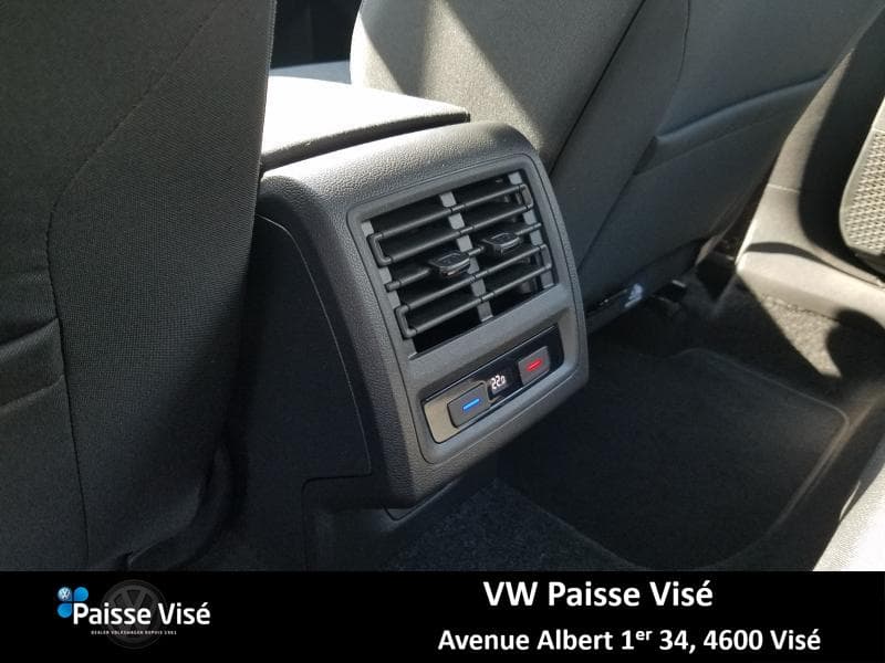 Volkswagen Golf 1st Edition - 32