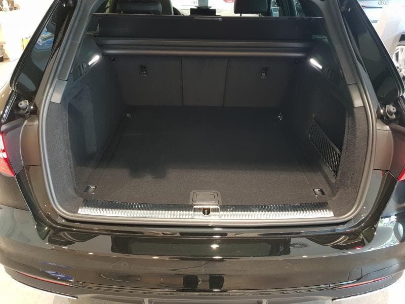 Audi A4 S Line - 7