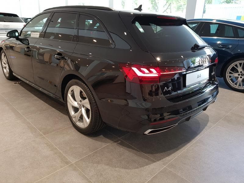 Audi A4 S Line - 4