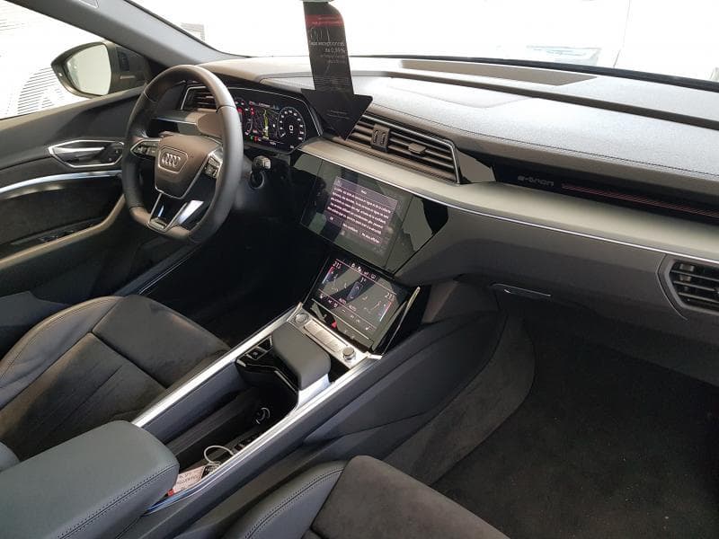 Audi e-tron 50 Quattro - 10