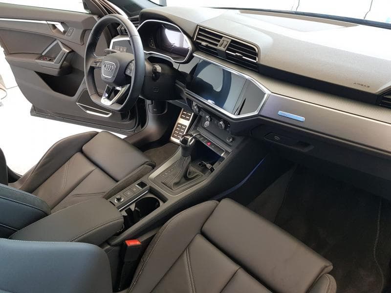 Audi Q3 Sportback S line - 12