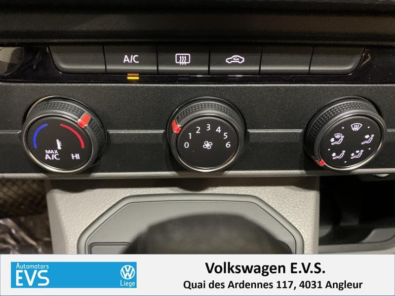 Volkswagen Caravelle Dble Cab Comfortline - 11